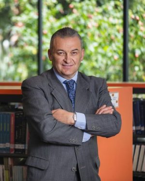 Cesar Nieto-Licht | Euro Business Coach